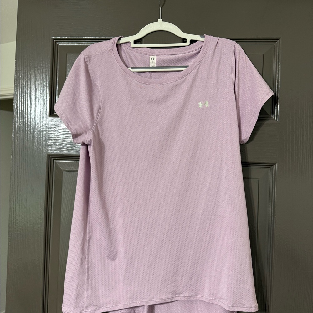 Under Armour Women's Light Purple Short Sleeve Tee